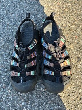 KEEN Newport Hiking Waterproof Sandals sz 10